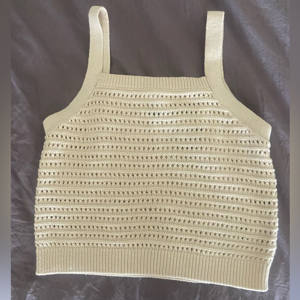 Universal thread cream knit tank top size small